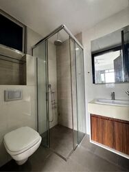 The Water Edge (D14), Apartment #582348601